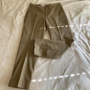 Orvis Khaki Chino Mens Pants Size 36x32 Pleated Front Beige Tan 100%‎ Cotton